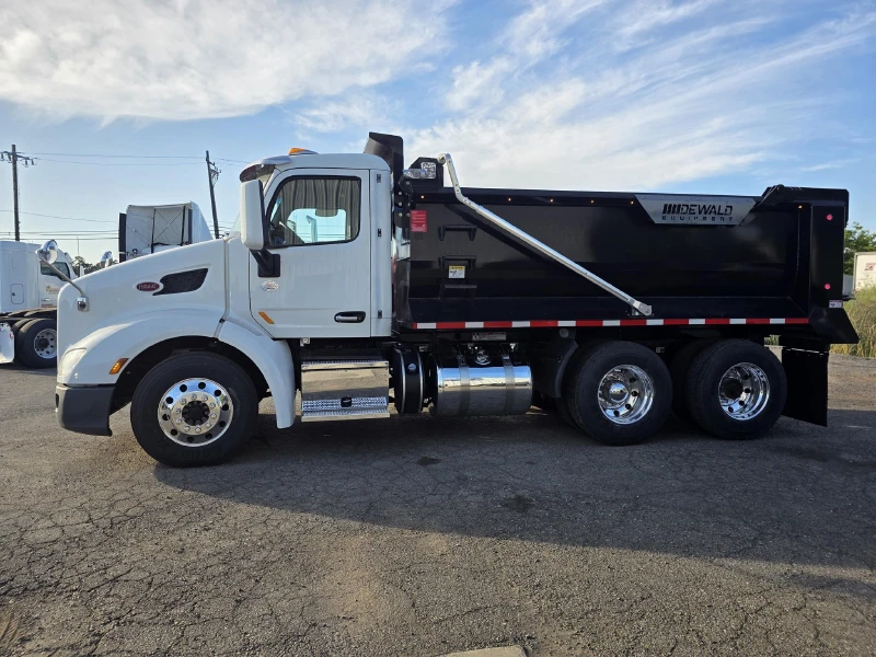 2019 PETERBILT 579
