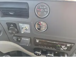 2019 PETERBILT 579