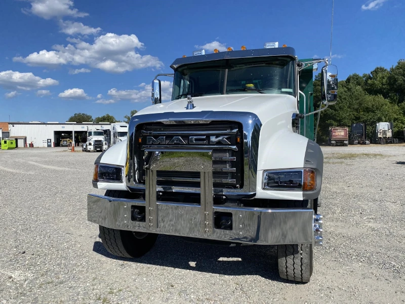 2026 MACK GRANITE 104FR