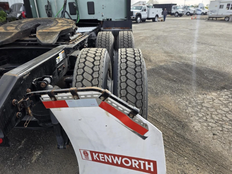 2021 KENWORTH T680
