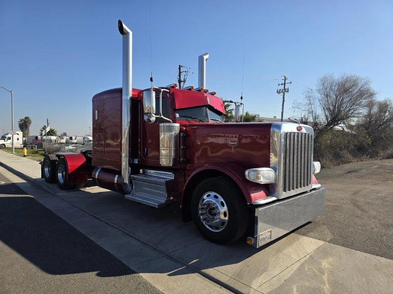 2022 PETERBILT 389