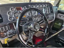 2022 PETERBILT 389