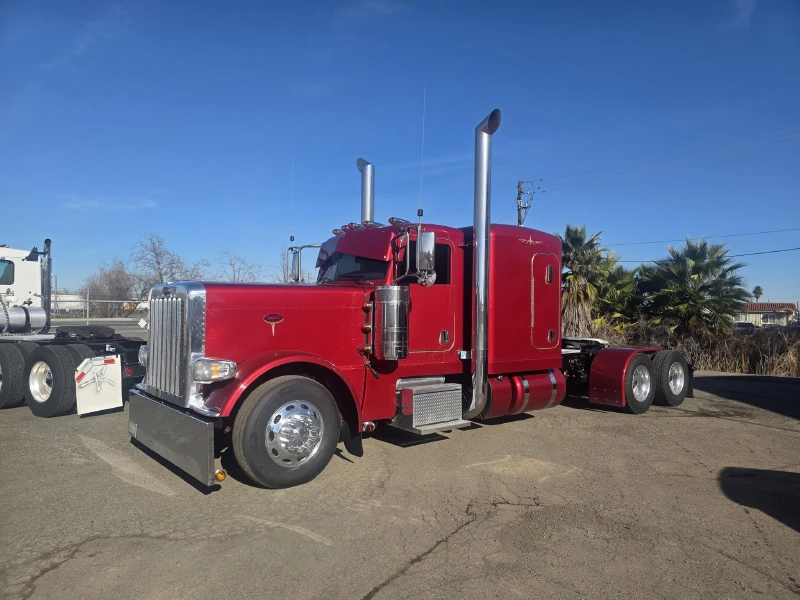 2022 PETERBILT 389