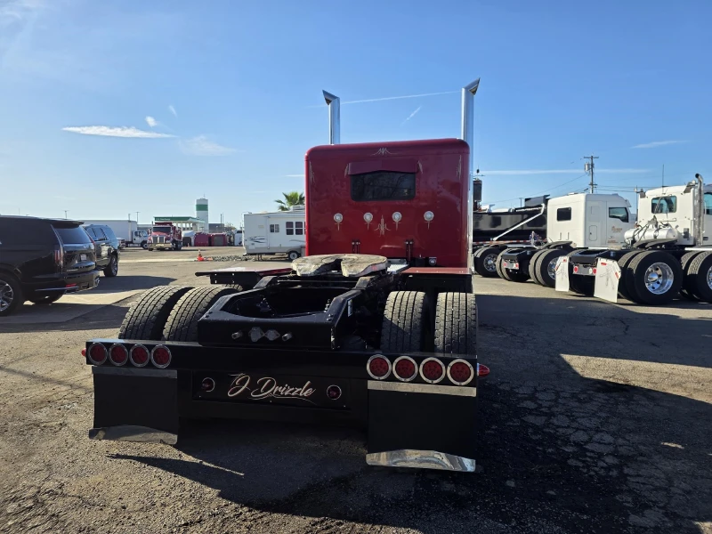 2022 PETERBILT 389