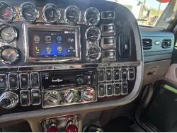 2022 PETERBILT 389