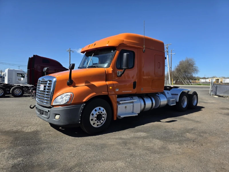 2013 FREIGHTLINER CASCADIA 125