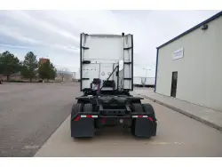 2019 INTERNATIONAL LT