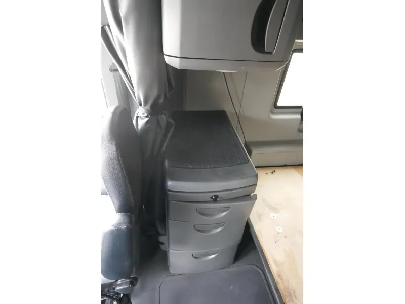 2019 INTERNATIONAL LT