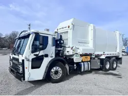 2026 MACK LR613