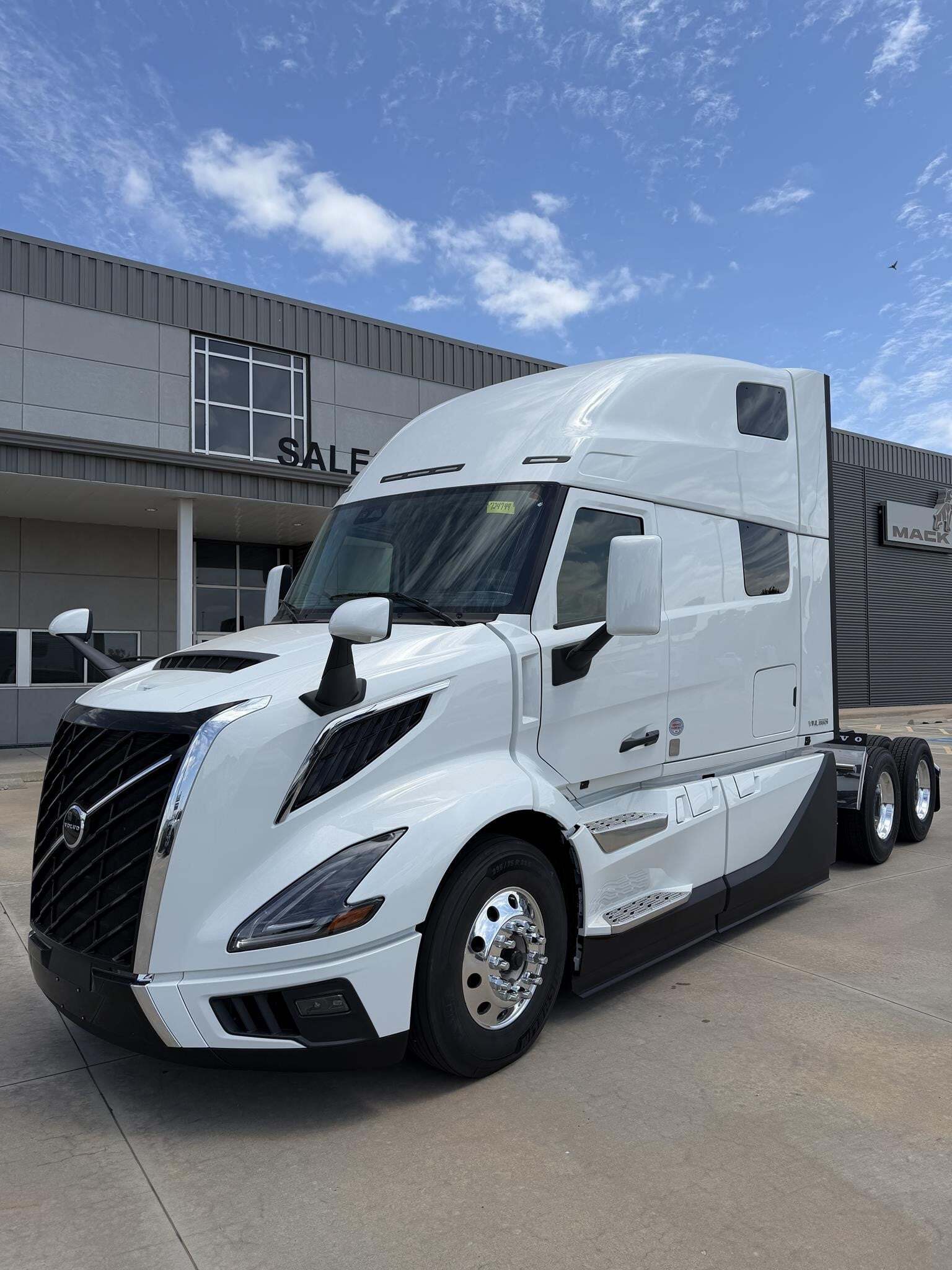 Volvo VNL64T860 Trucks For Sale in Oklahoma - Commercial Truck Trader