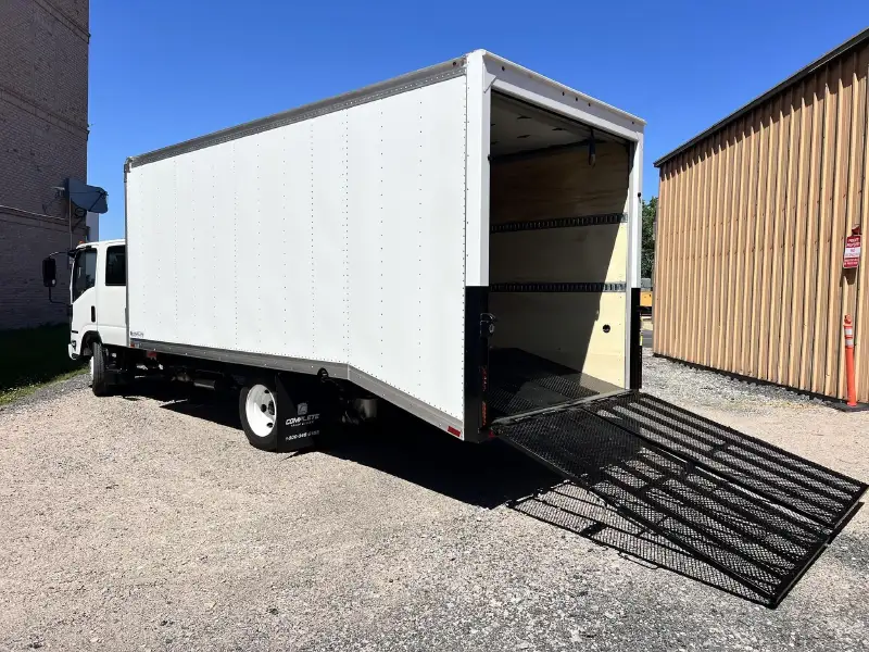 2027 ISUZU NPR HD