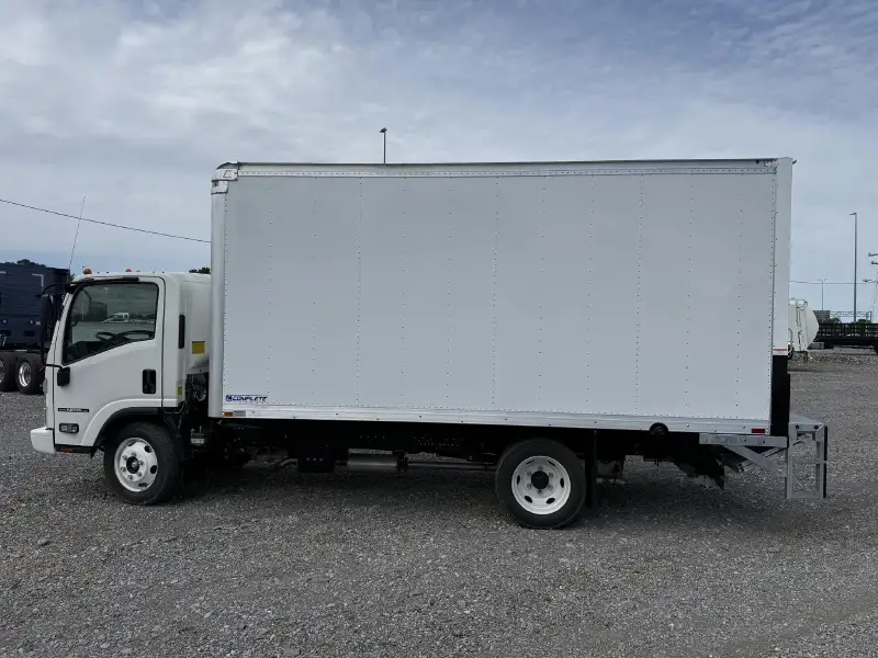 2026 ISUZU NPR HD