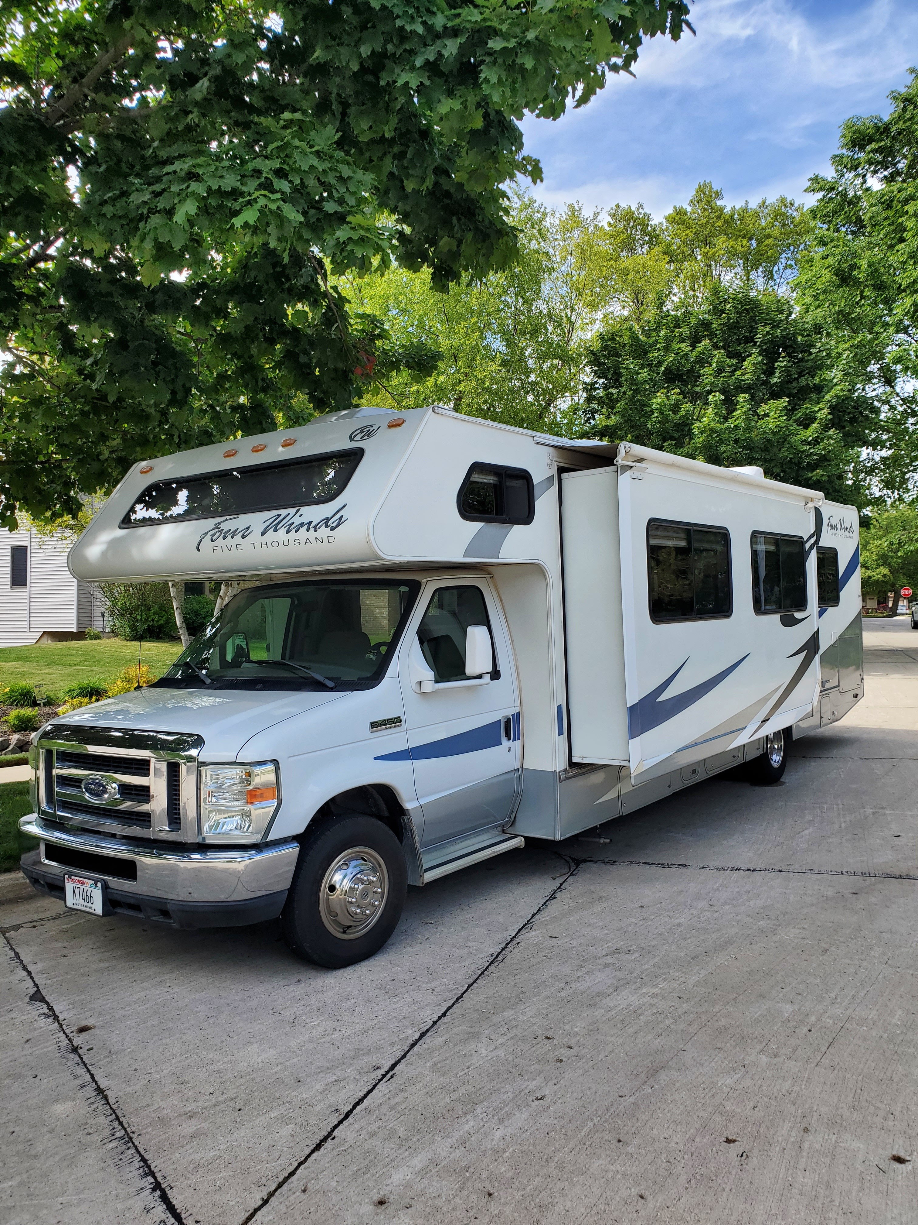 2008 Thor Motor Coach FOUR WINDS FIVE THOUSAND 31P in cudahy WI