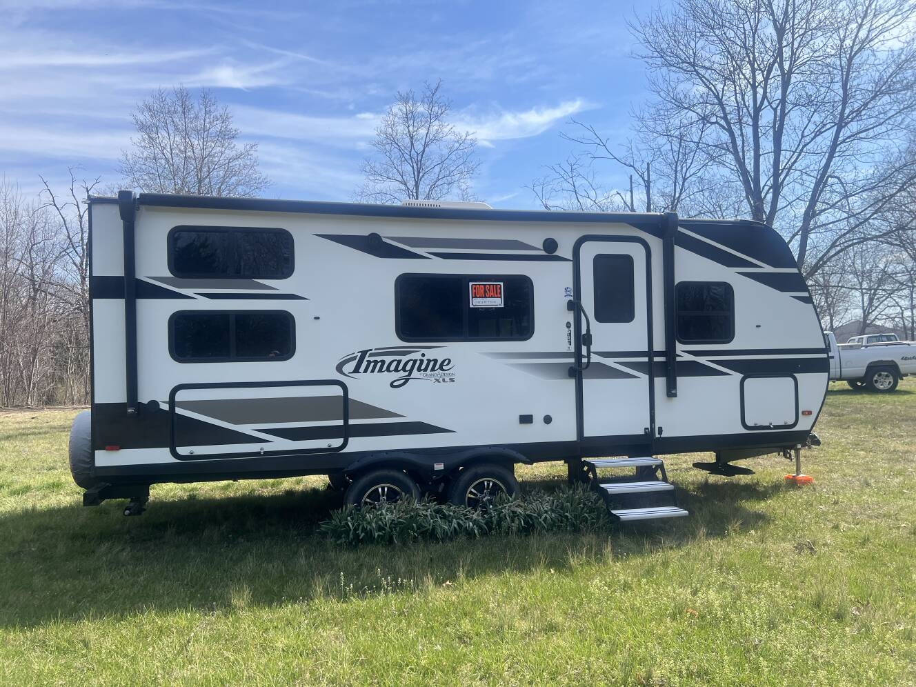 A photo of this 2021 Grand Design IMAGINE XLS 21BHE