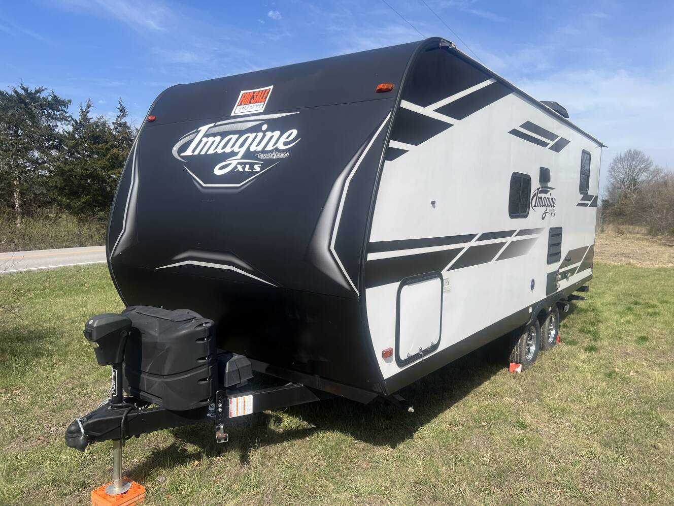 A photo of this 2021 Grand Design IMAGINE XLS 21BHE