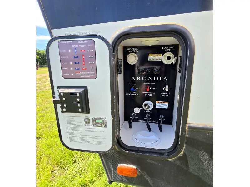 2022 Keystone Arcadia 370RL