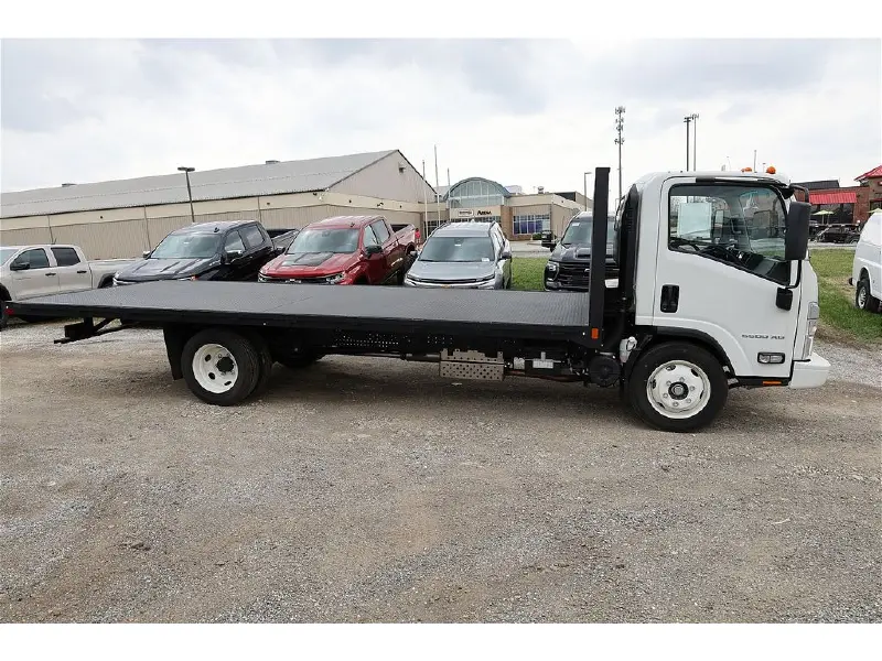 2025 CHEVROLET 5500 XG LCF Gas