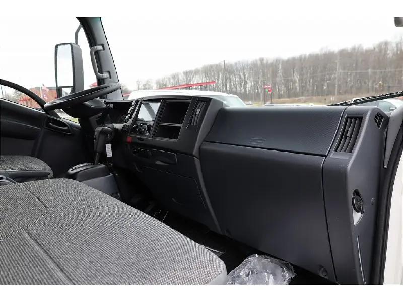 2025 CHEVROLET 5500 XG LCF Gas