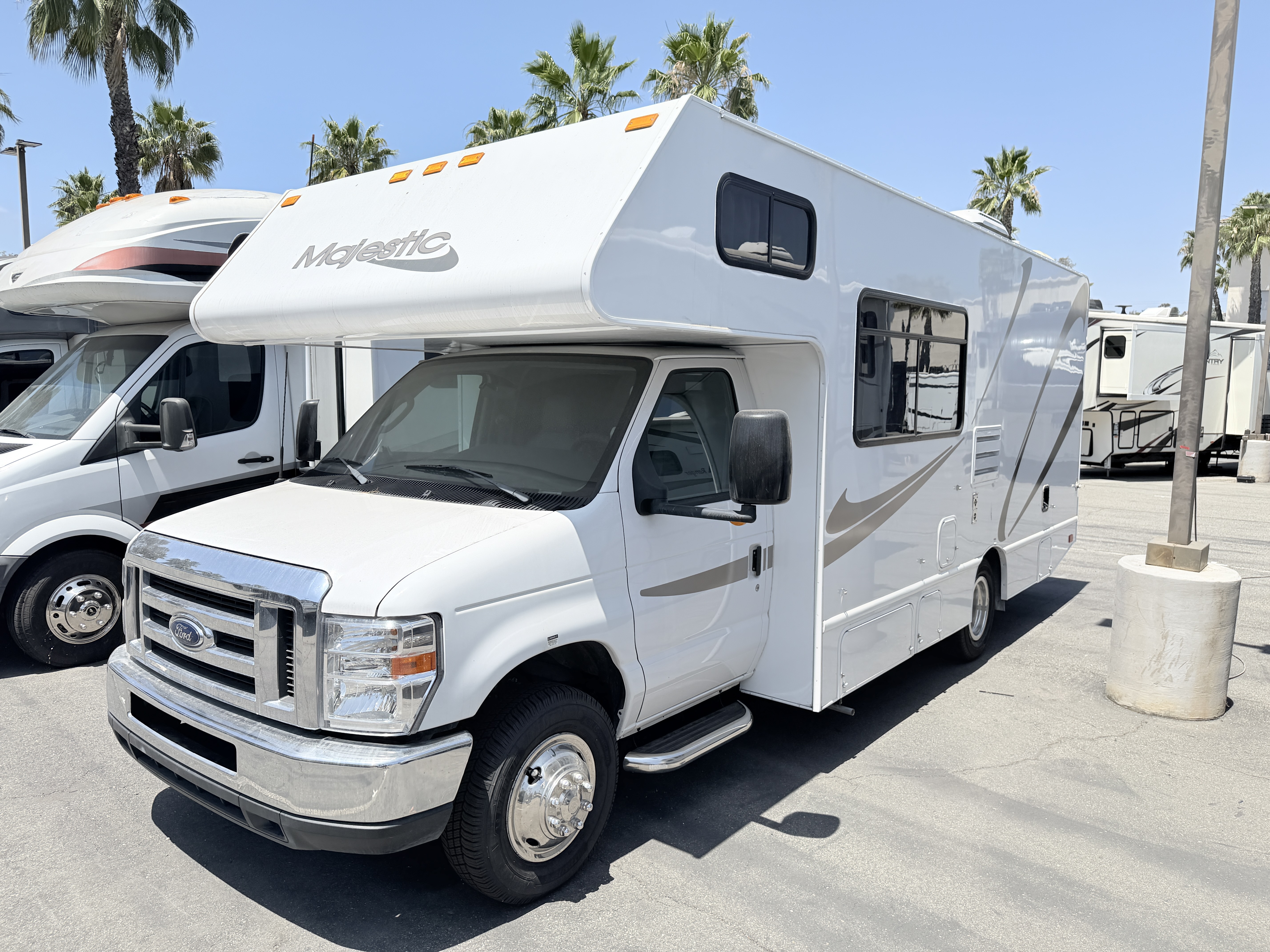 2019 Thor Motor Coach Majestic in rancho santa margarita CA