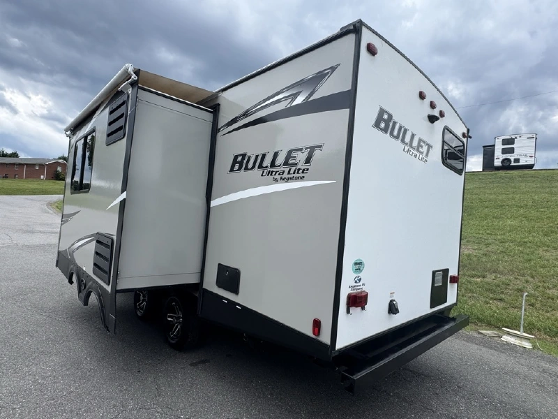 2020 KEYSTONE BULLET 221RBS