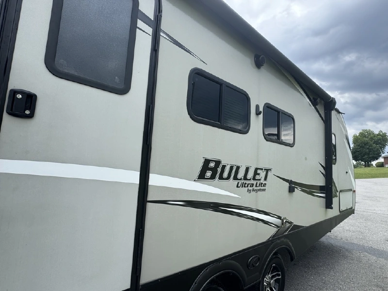 2020 KEYSTONE BULLET 221RBS