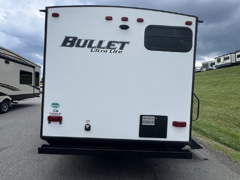 2020 KEYSTONE BULLET 221RBS