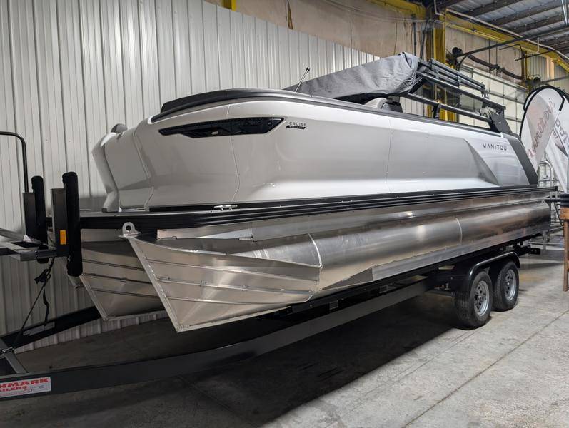 2025 Manitou Cruise 22 Switchback Pontoon Boat boat