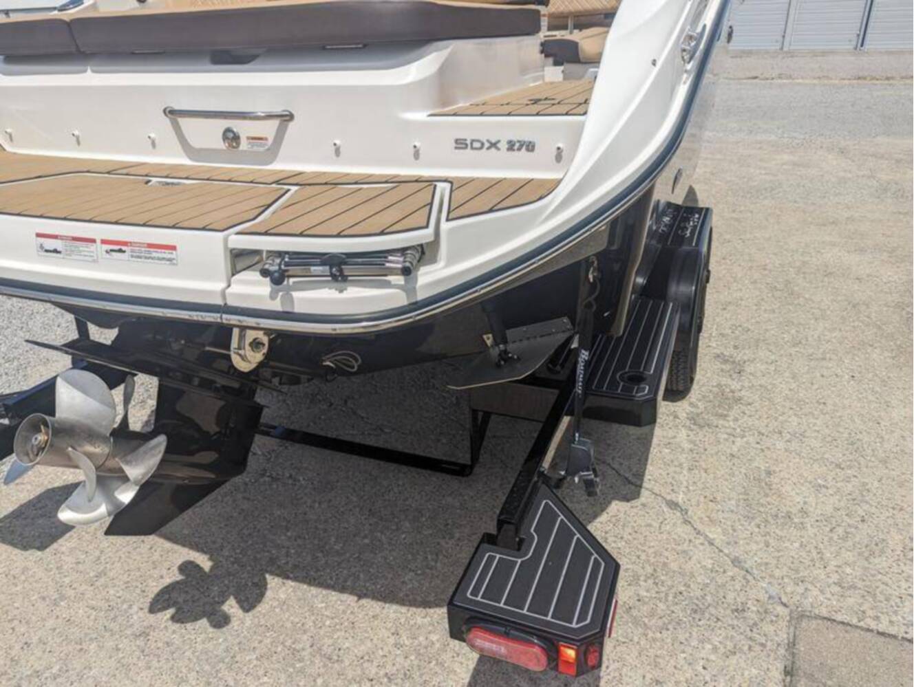 A photo of this 2024 Sea Ray SDX 270