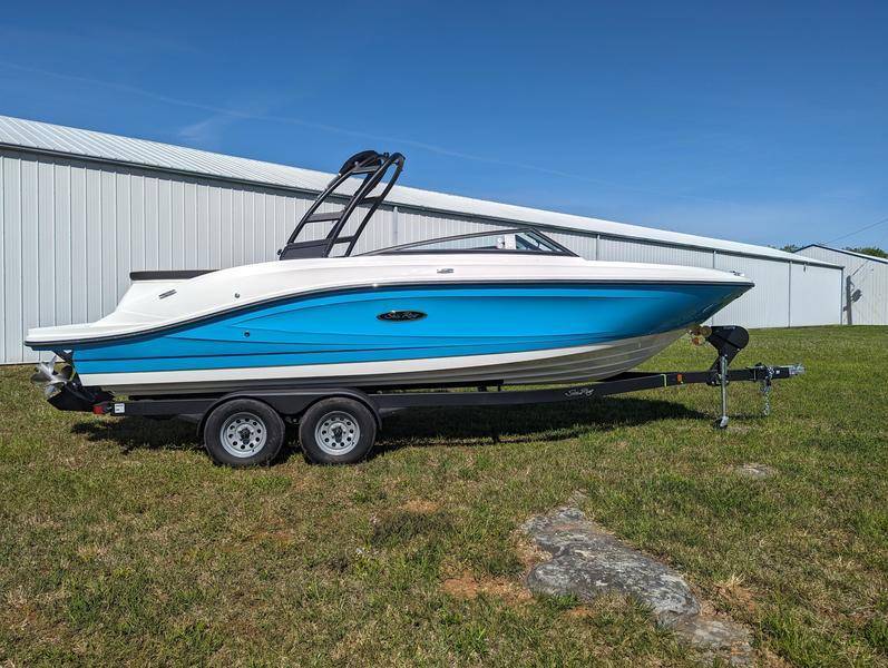 2024 Sea Ray SPX 230 in bronston KY