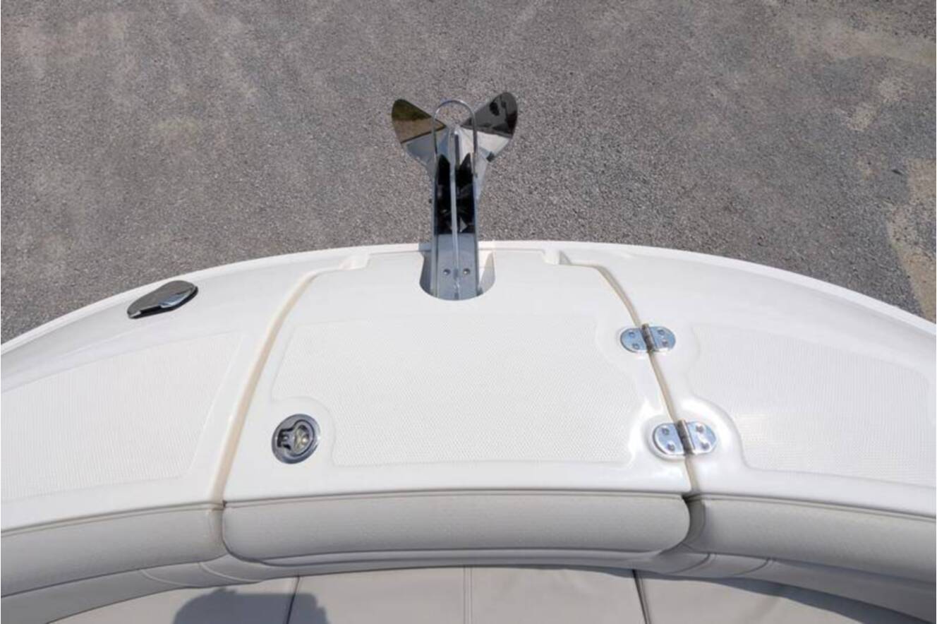 A photo of this 2025 Sea Ray SDX 290