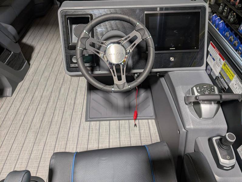 2025 Manitou Explore 24 Max Navigator Dual Engine 26 SWITCHBACK in bronston KY