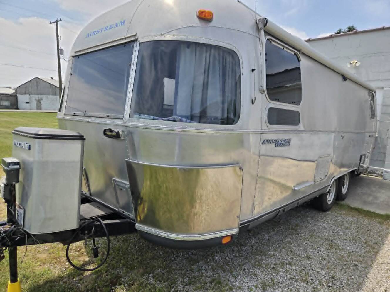 A photo of this 1994 Airstream EXCELLA 25