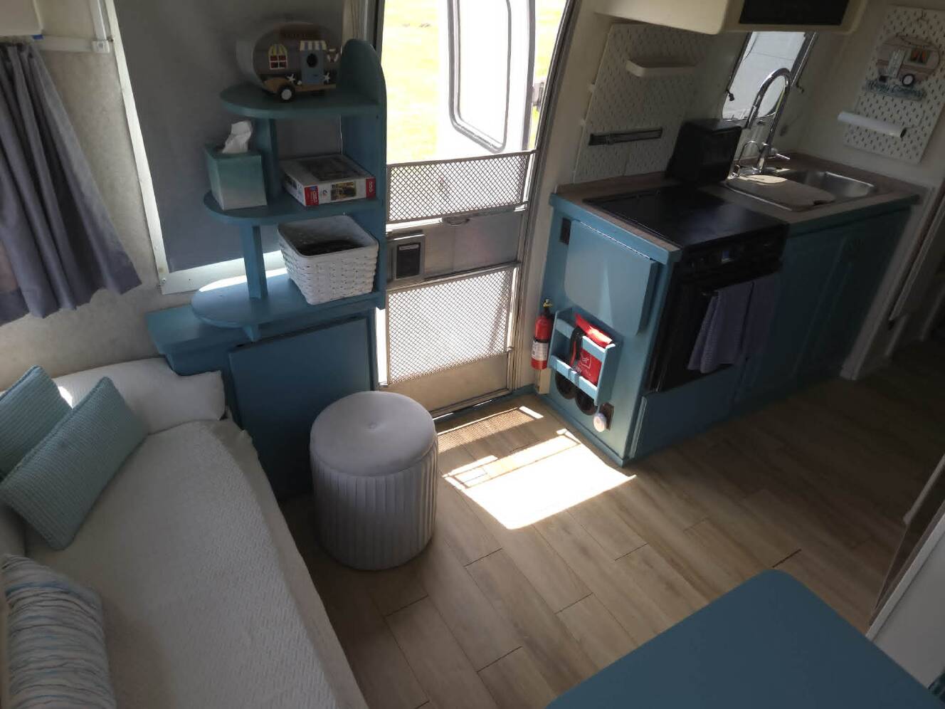 A photo of this 1994 Airstream EXCELLA 25