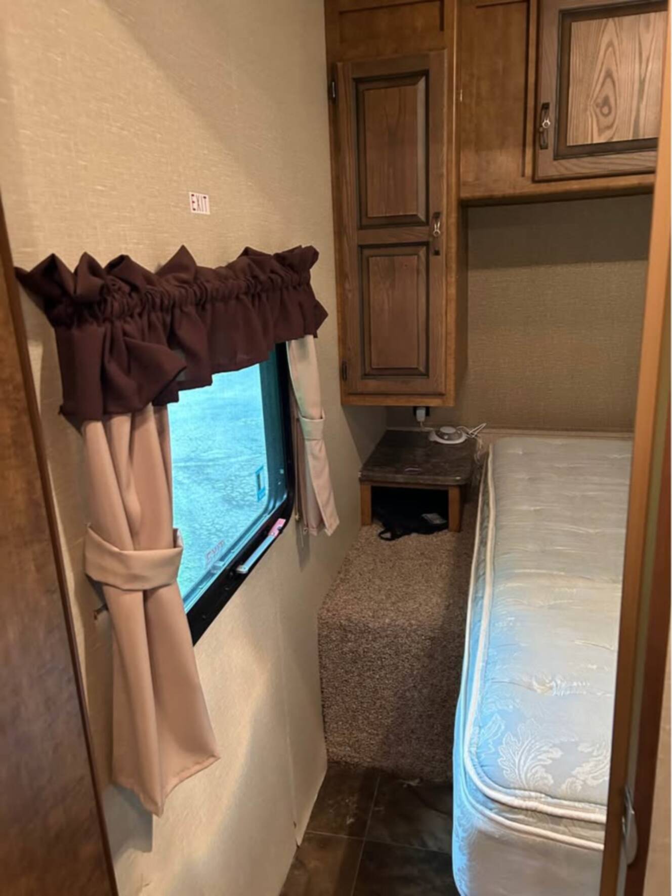 A photo of this 2015 Crossroads REZERVE RTZ33BH