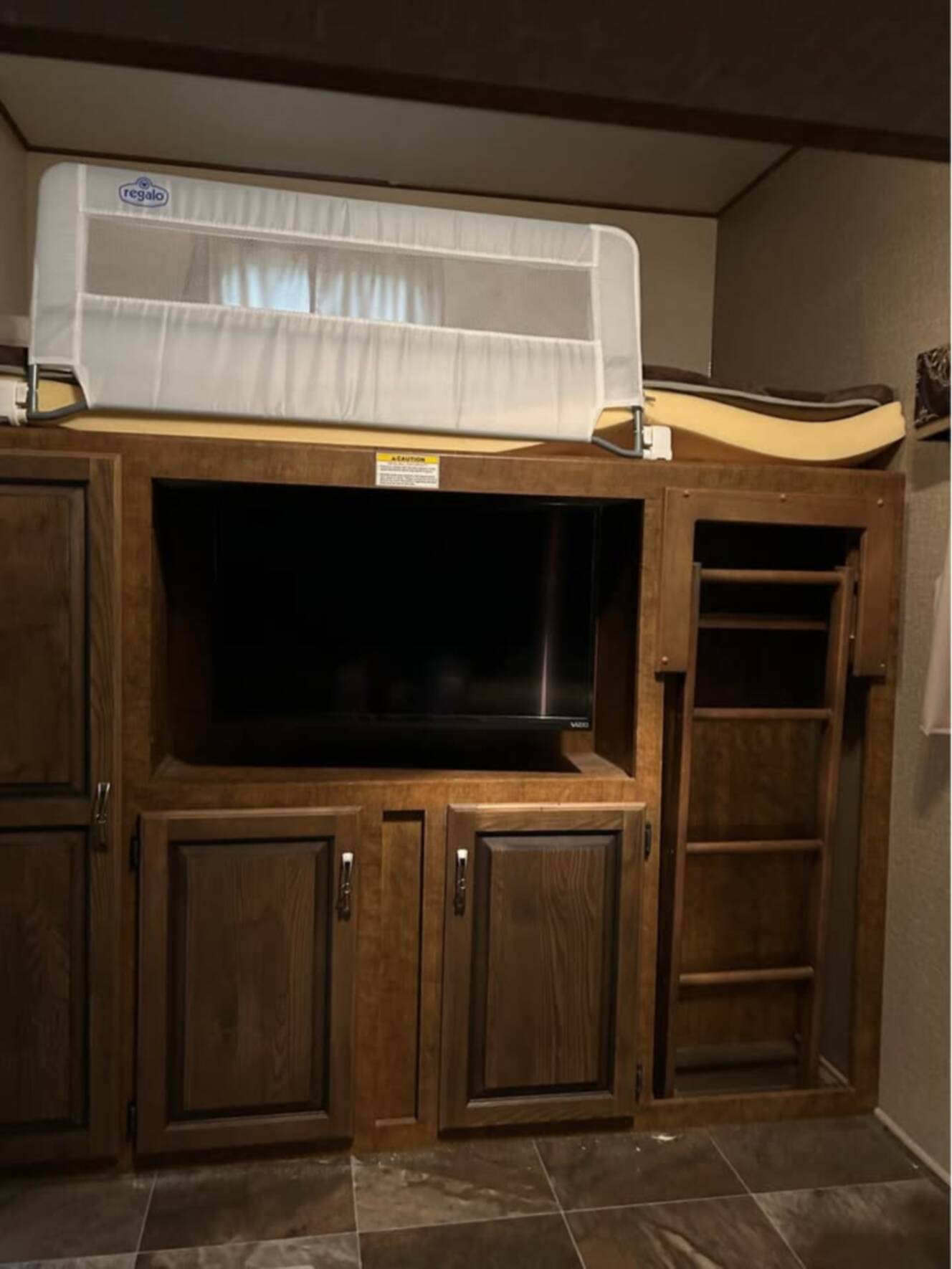 A photo of this 2015 Crossroads REZERVE RTZ33BH