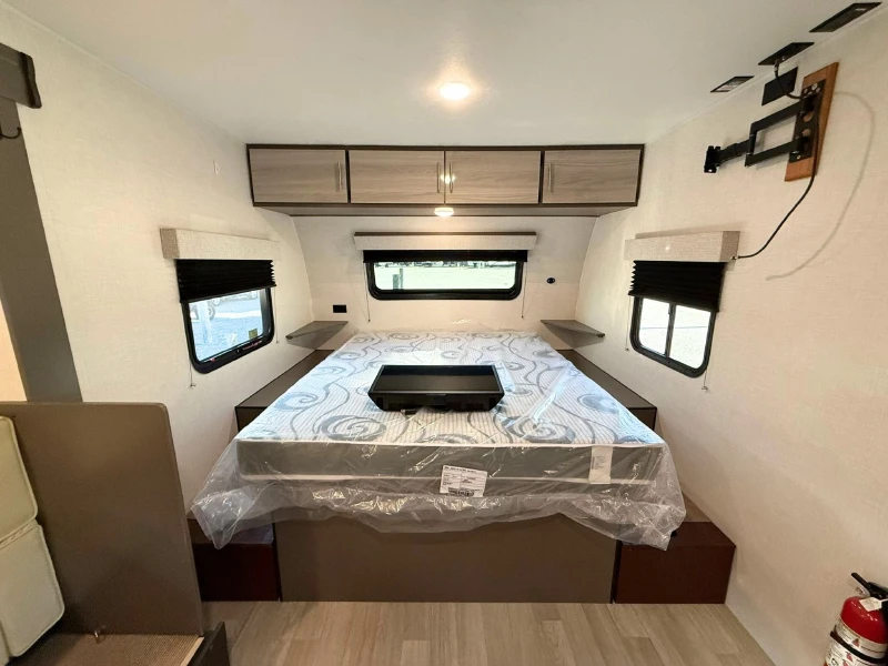 2023 KZ RV Escape E181RB