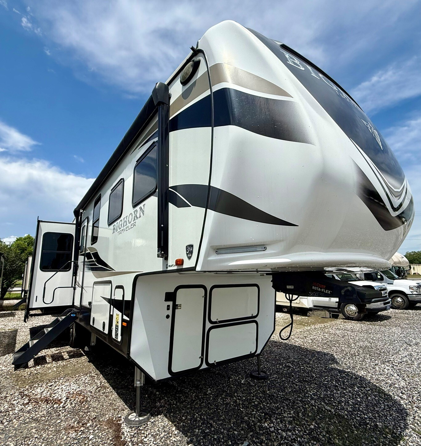 2022 Heartland BIGHORN TRAVELER 32RS in carencro LA