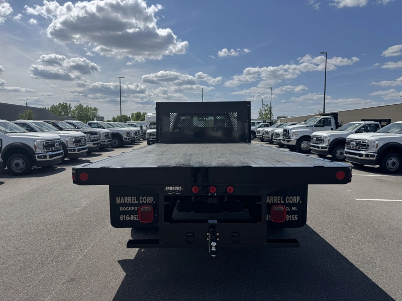 2025 FORD F550