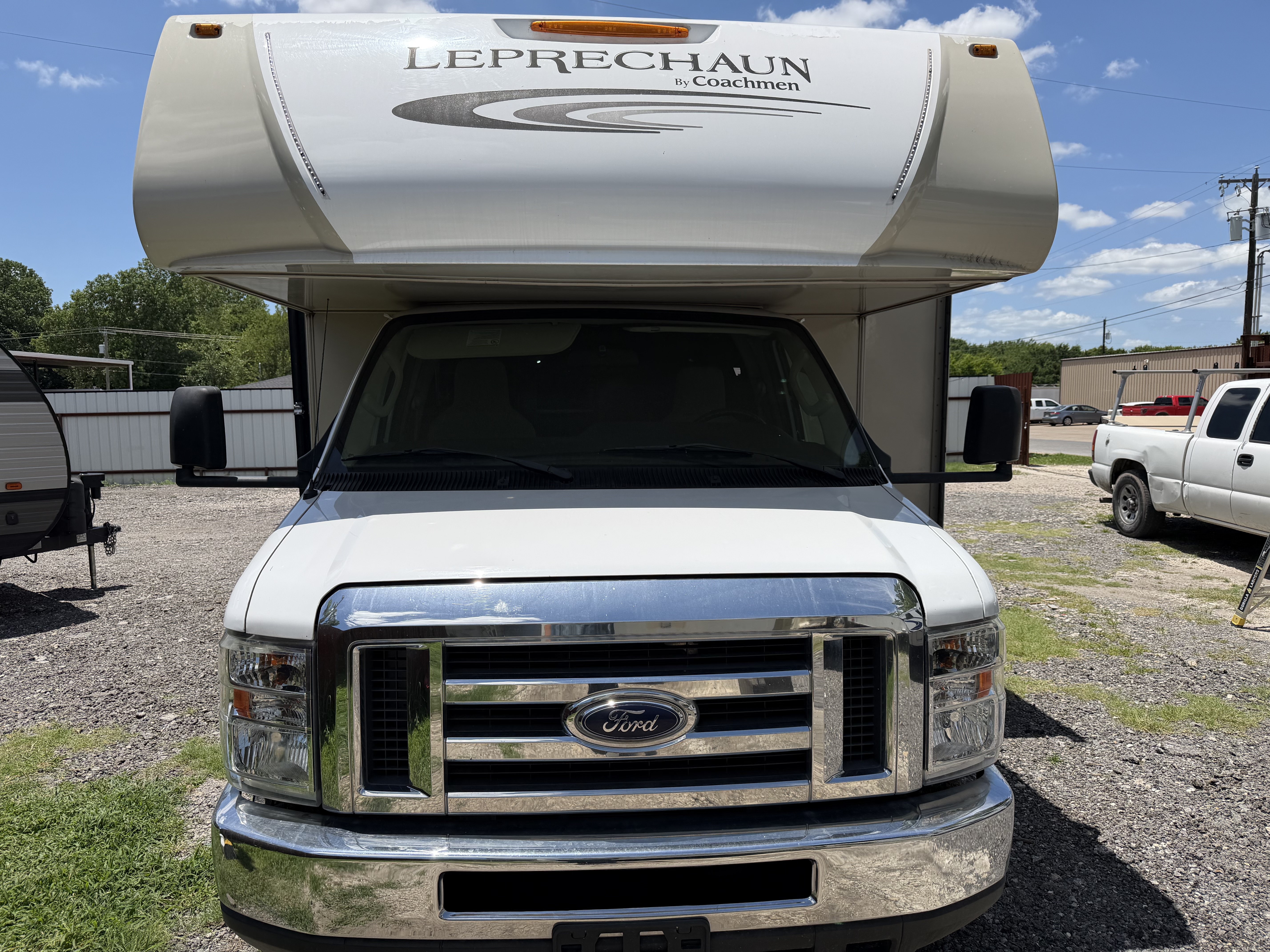 2018 Coachmen LEPRECHAUN 319MB in red oak TX