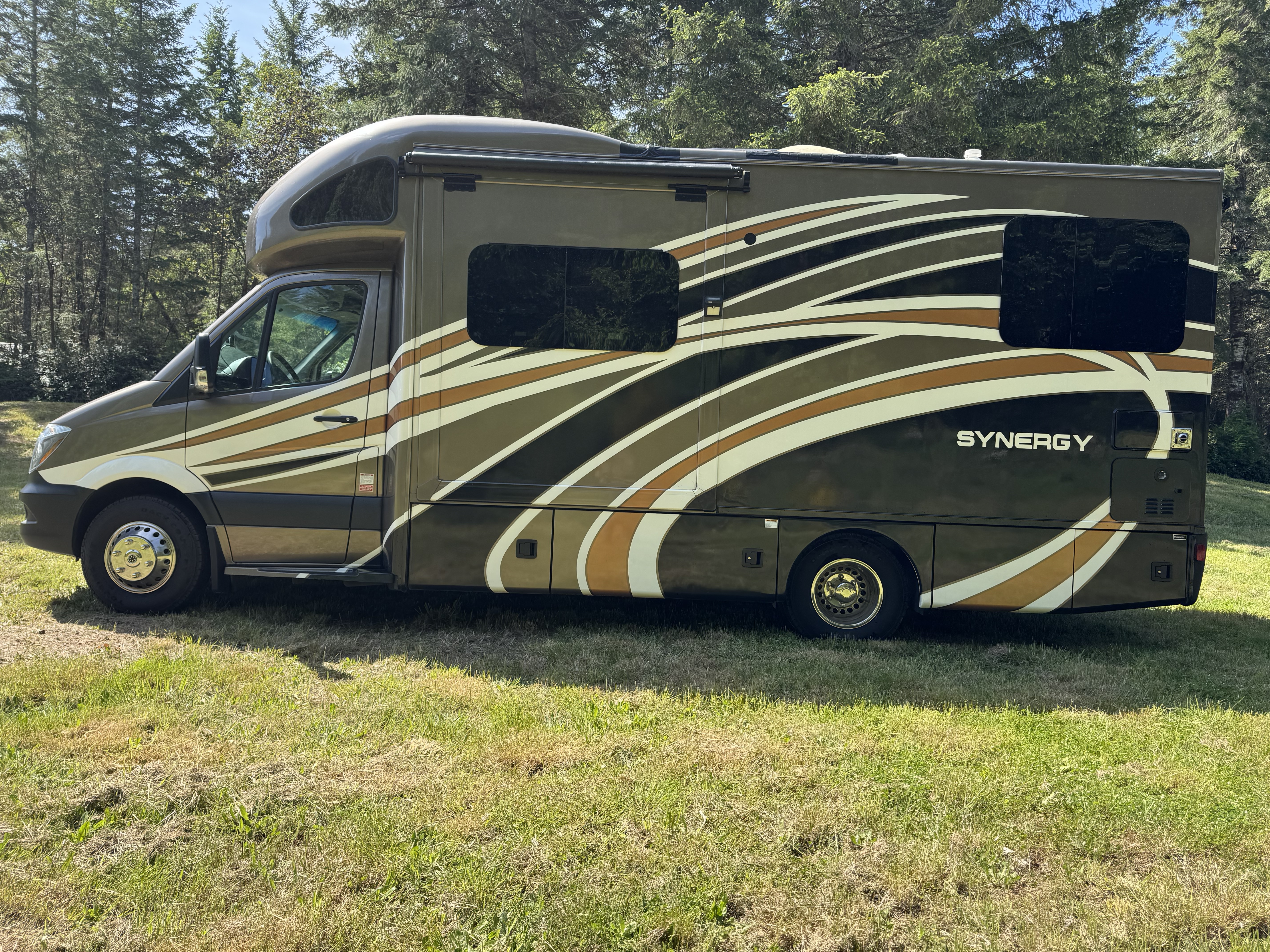 2016 Thor Motor Coach SYNERGY SPRINTER SP24 in quilcene WA