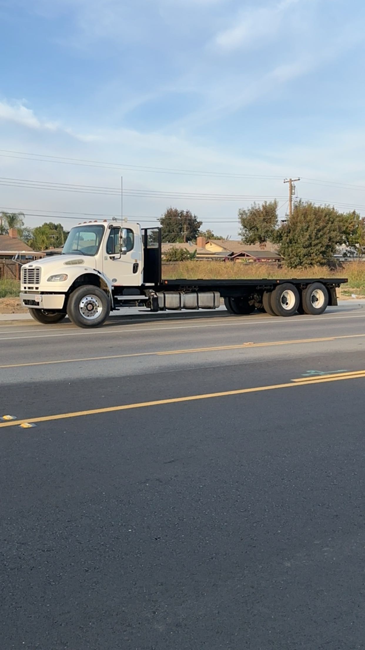2016 FREIGHTLINER BUSINESS CLASS M2 106 in Visalia, CA