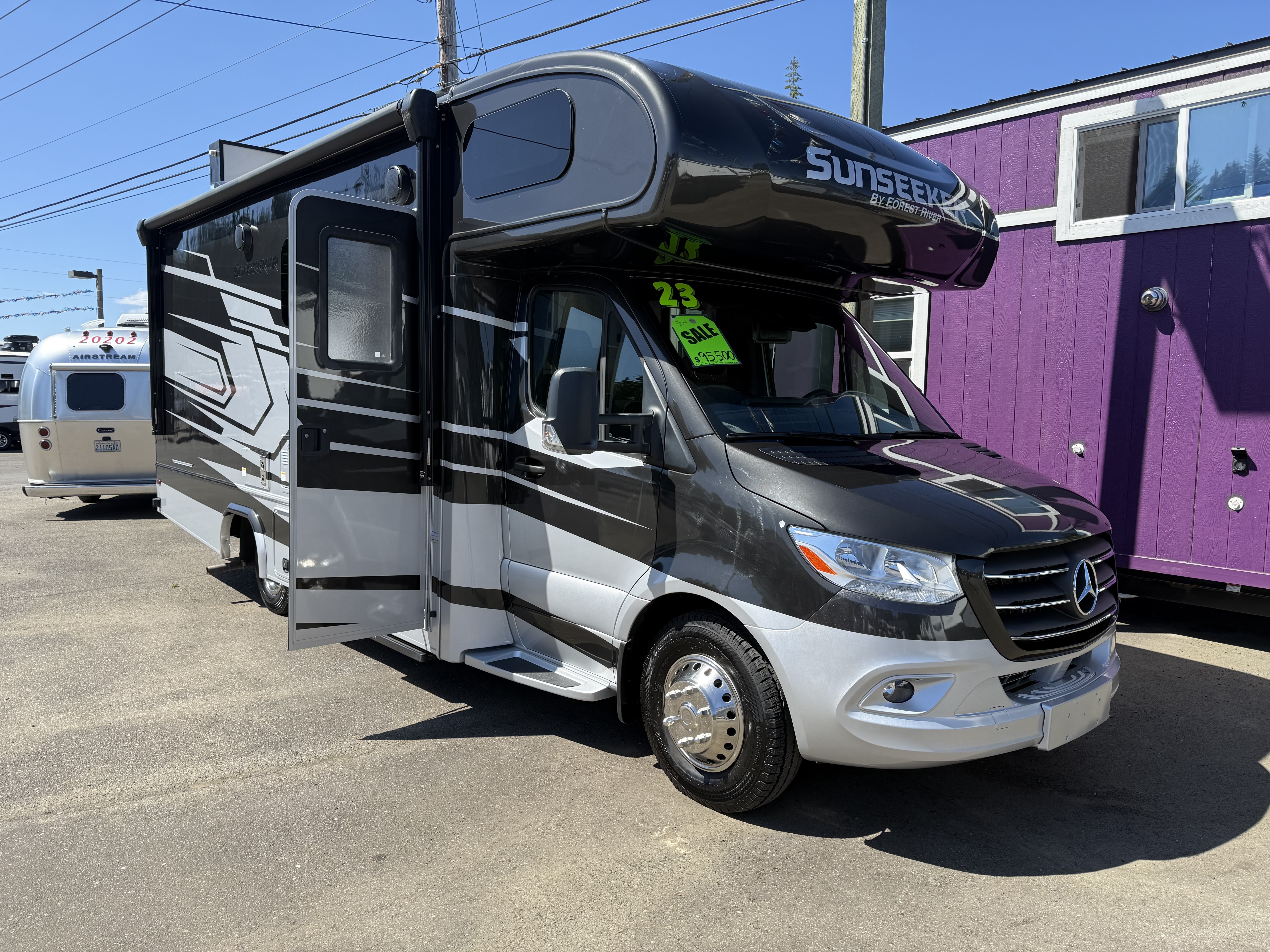 2023 Forest River SUNSEEKER 2400B MBS in shelton WA