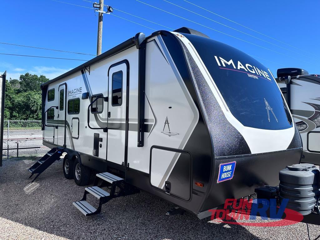 2025 Grand Design Imagine 2470BH in cleburne TX