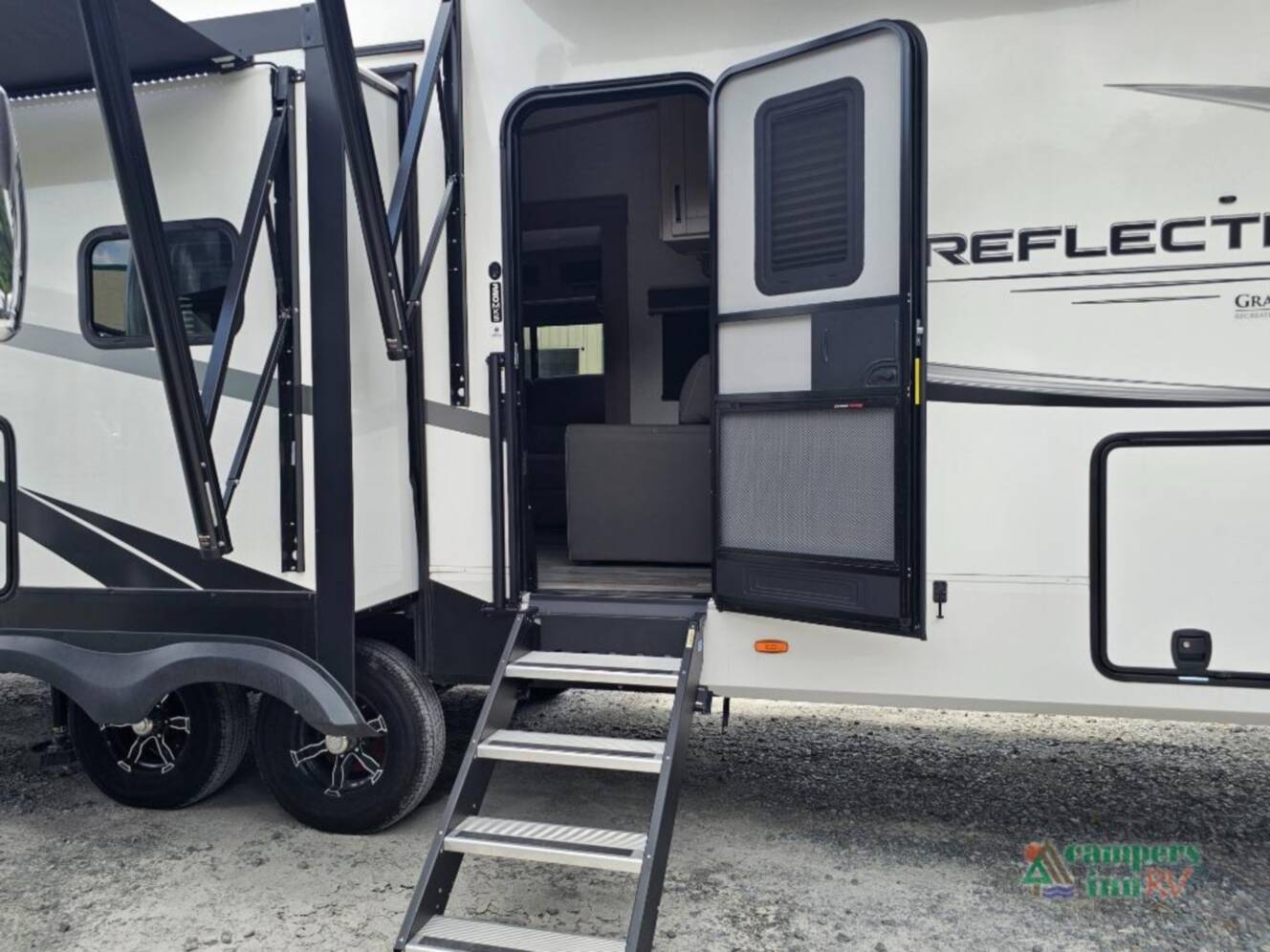 A photo of this 2024 Grand Design Reflection 320MKS