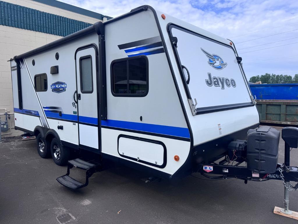 2018 Jayco Jay Feather X23B in ham lake MN