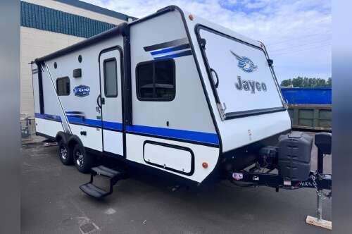 2018 Jayco Jay Feather X23B in ham lake MN