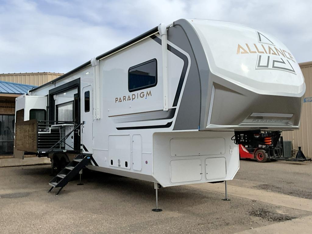 2026 Alliance Rv Paradigm 388SP in slaton TX
