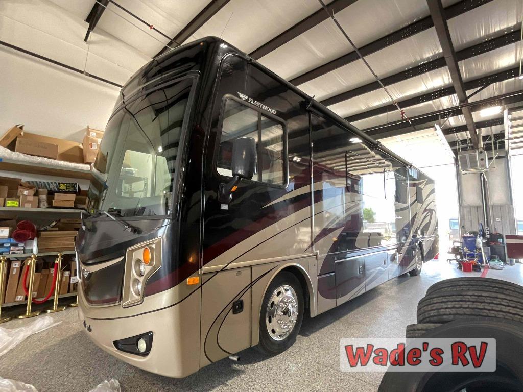 2017 Fleetwood Rv Pace Arrow 36U Class A Diesel Motorhome - Diesel Pusher RV