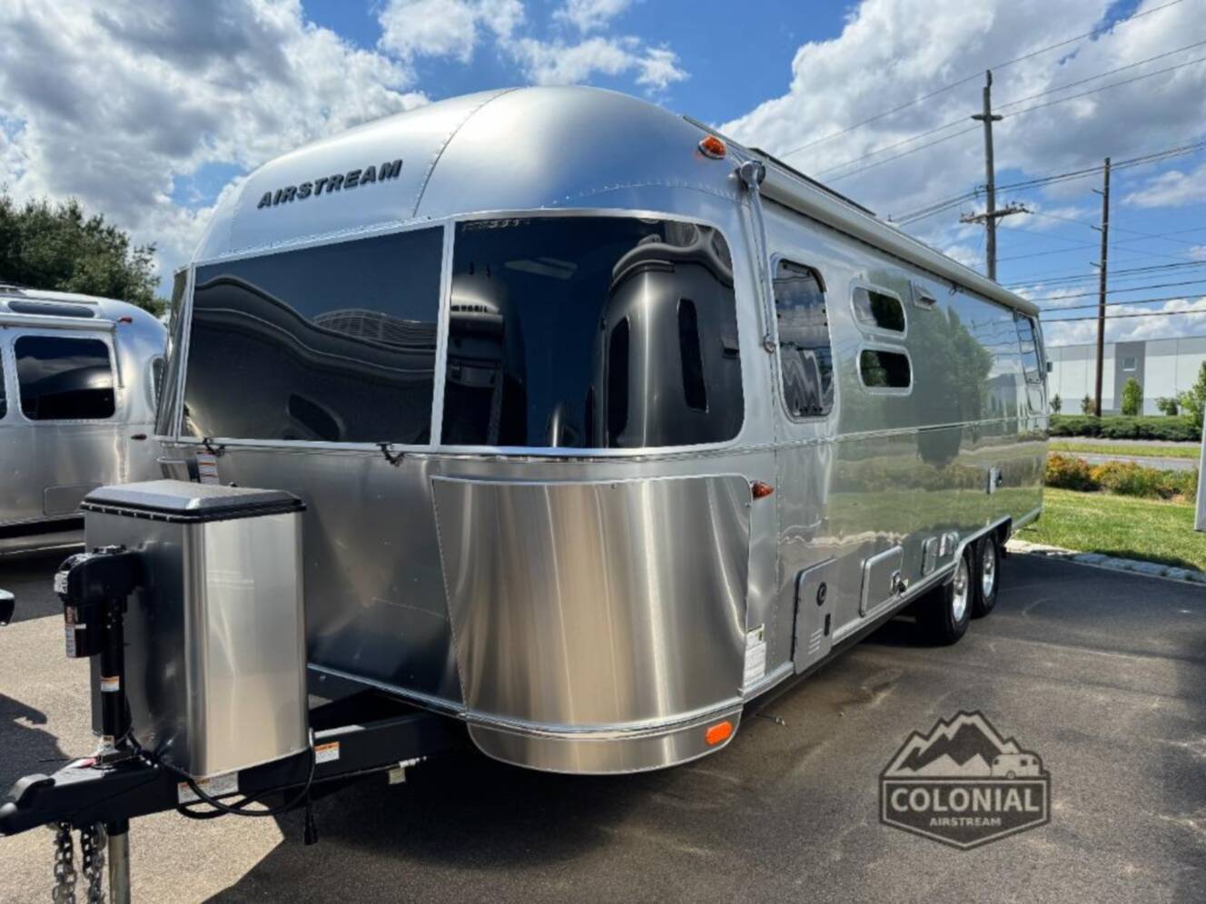 A photo of this 2026 Airstream International 28RBQ Queen