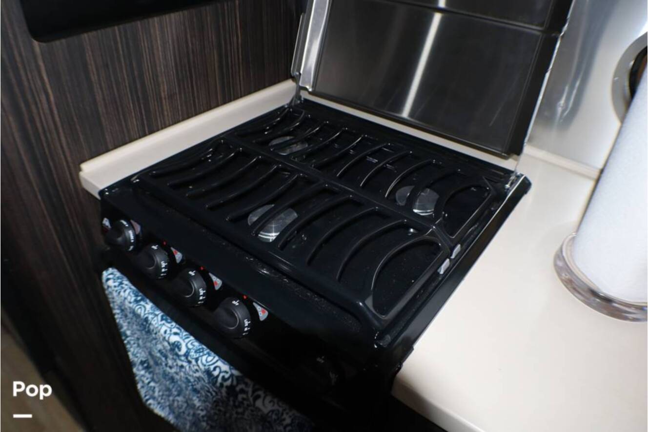 A photo of this 2017 Airstream International Signature 28RB
